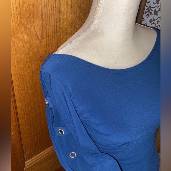 Mesmerize Rhinestone Sleeve Top - Picture 4 of 6